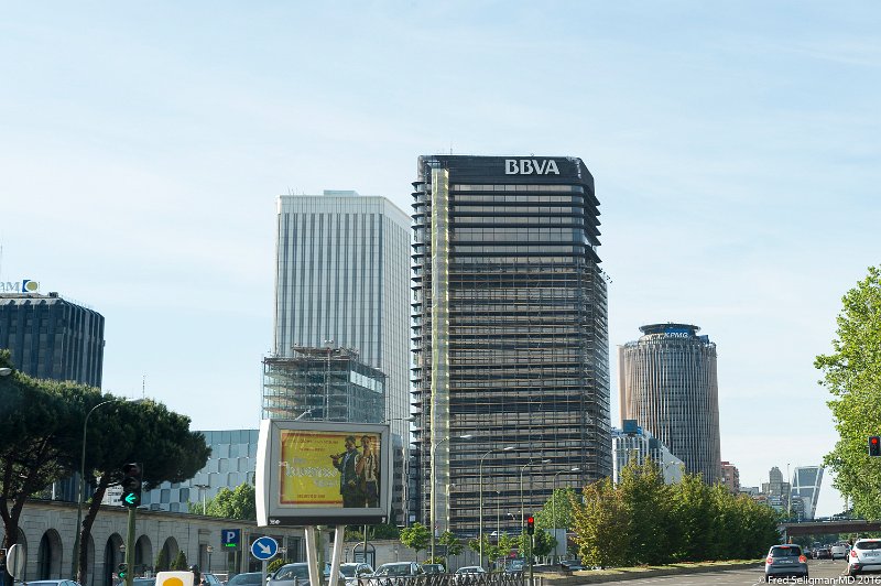 20160605_184538 D4S.jpg - In Madrid financial district the BBVA Tower was built 1979-81.  BBVA occupied the building until  the bank moved to an iconic new building in 2015. The BBVA (Bank of Bilbao) Tower has a striking ocher color and becomes more striking  with time as the steel oxidizes. Has 28 working stories.  The building was sold to real estate company Gmp in 2007